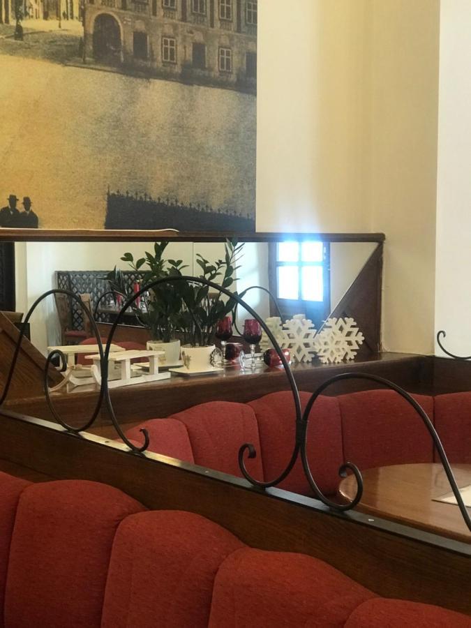 Hotel Labut Vrchlabí Eksteriør billede