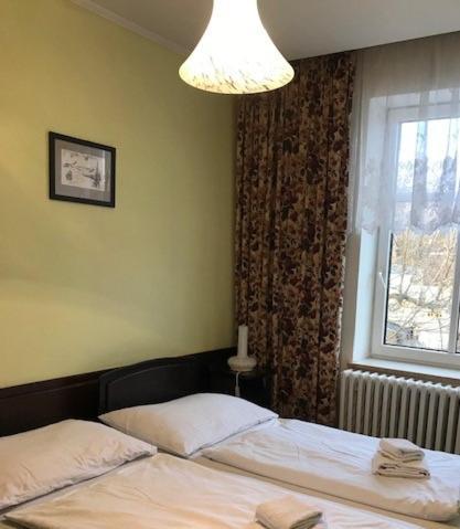 Hotel Labut Vrchlabí Eksteriør billede